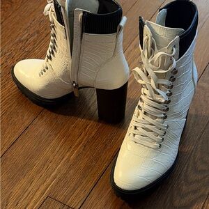 Vince Camuto White Croc-Embossed Lace-Up Block Heel Ankle Boots